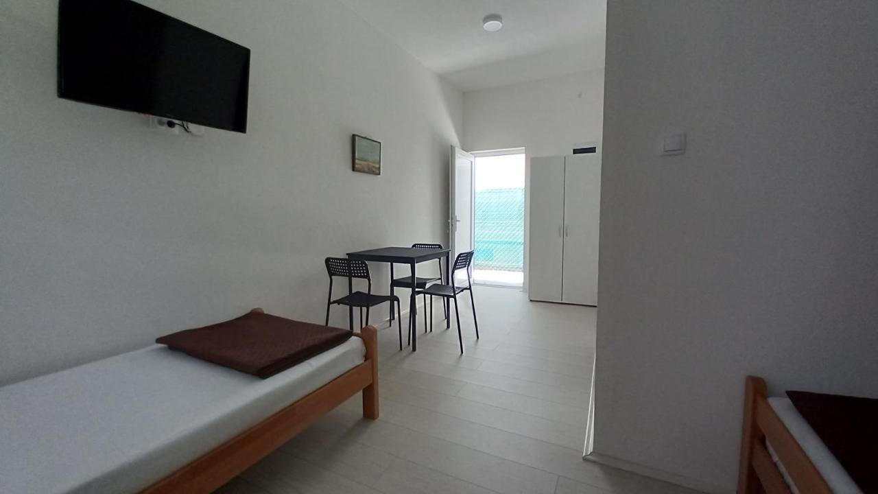 Lena! Apartman Kladovo Kültér fotó